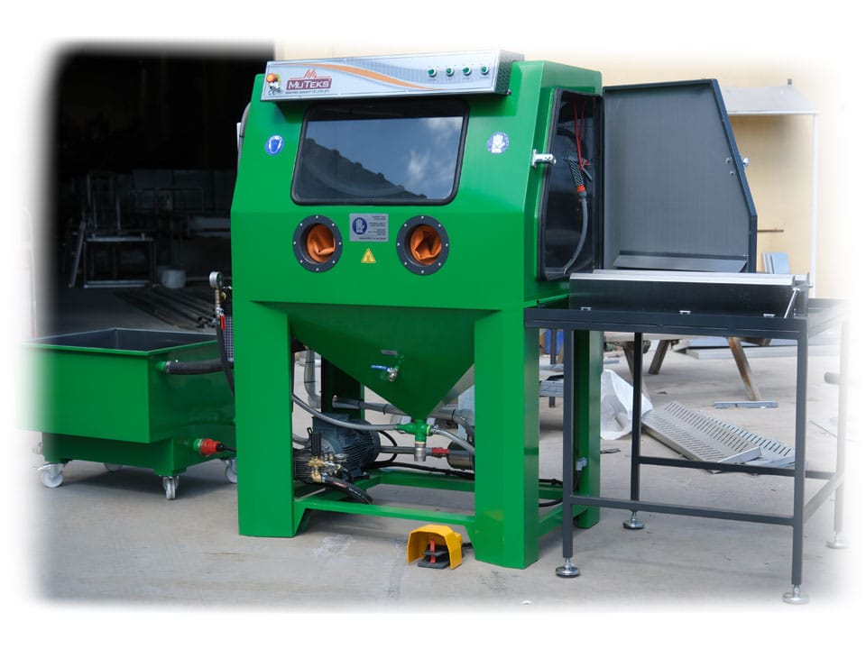 Wet & Dry Blasting Cabinets